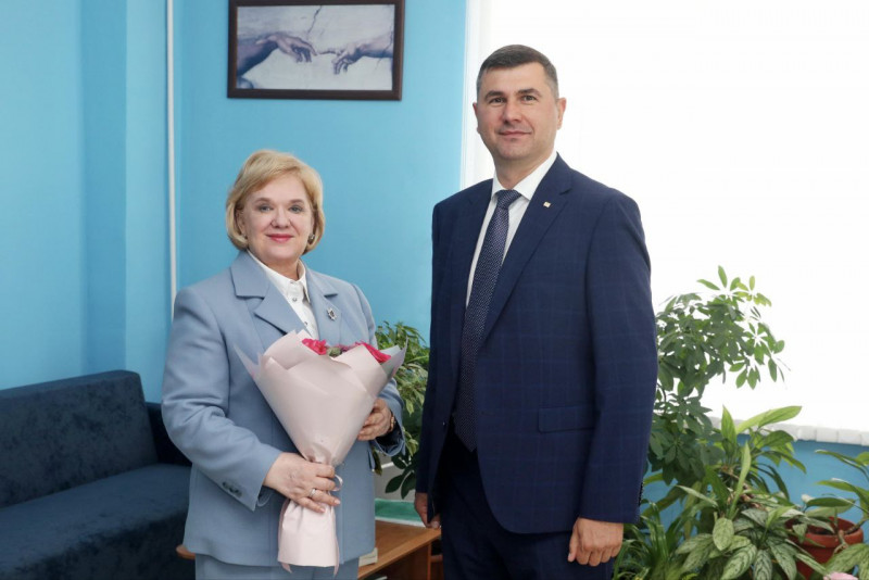 Фотография 1 из 8. 