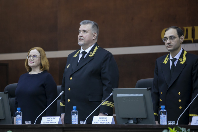 Фотография 1 из 2. 