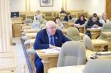 Изображение к новости 'Штрафы за парковку на газонах могут вернуться уже весной'.