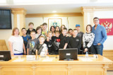 Изображение к новости 'Северские школьники познакомились с парламентской деятельностью'. 